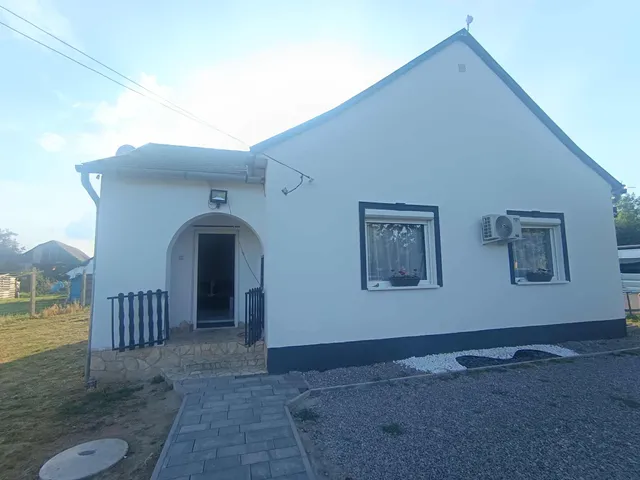 Eladó ház Nagytótfalu 110 nm