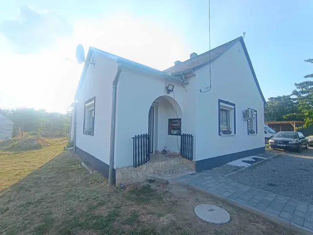 Eladó ház Nagytótfalu 110 nm
