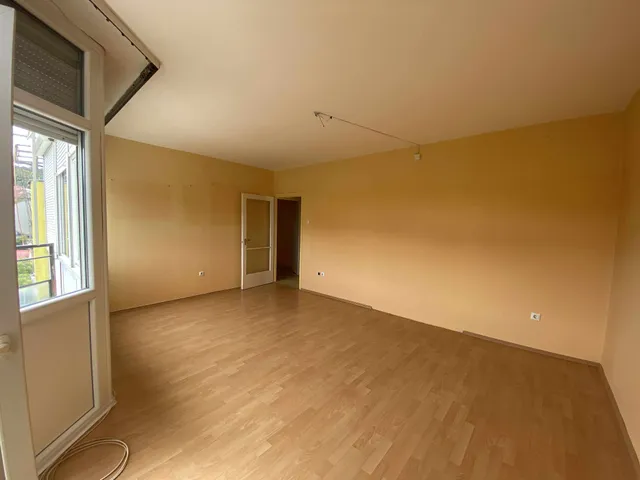 Eladó lakás Komló, Kossuth Lajos utca 74 nm