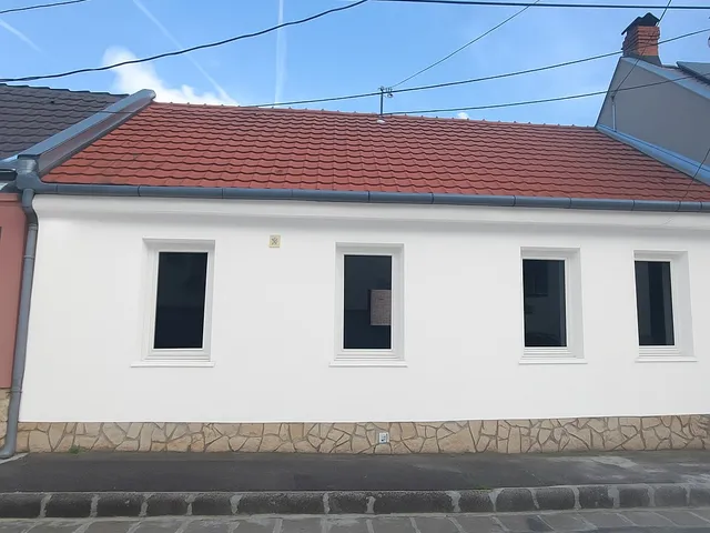 Eladó ház Pécs, Tettye 55 nm