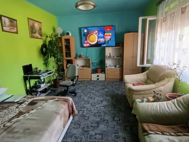 Eladó ház Pécs, Vasas 33 nm