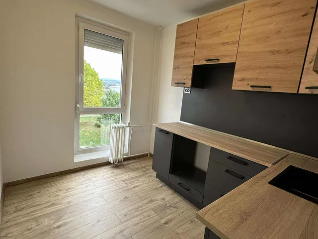 Eladó lakás Komló, Körtvélyes, Cserma utca 18. 59 nm