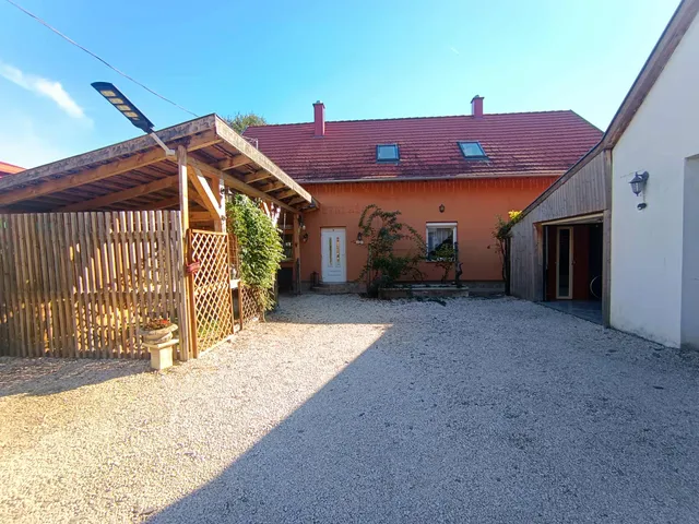 Eladó ház Mohács 147 nm