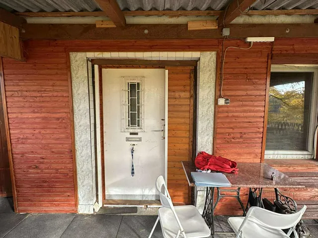 Eladó üdülő és hétvégi ház Komló, Cseresznyák dűlő 45 nm