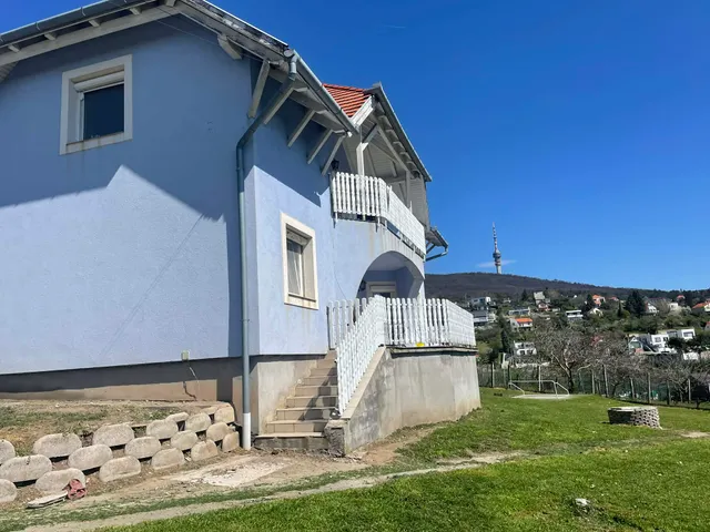 Eladó ház Pécs, Donátus 148 nm
