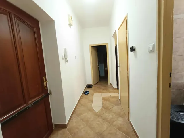 Eladó lakás Komló, Kenderföld, Arany János utca 9 48 nm