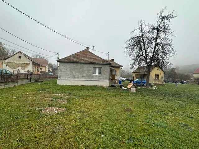 Eladó ház Liget, Petőfi utca 2. 100 nm