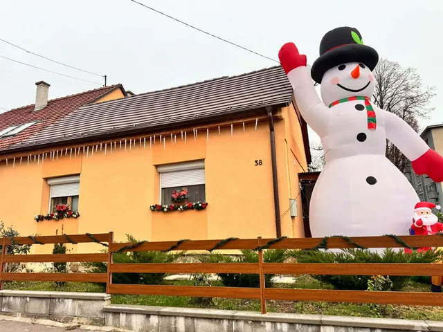 Eladó ház Pécs, Budai városrész, Szondi György utca 50 nm