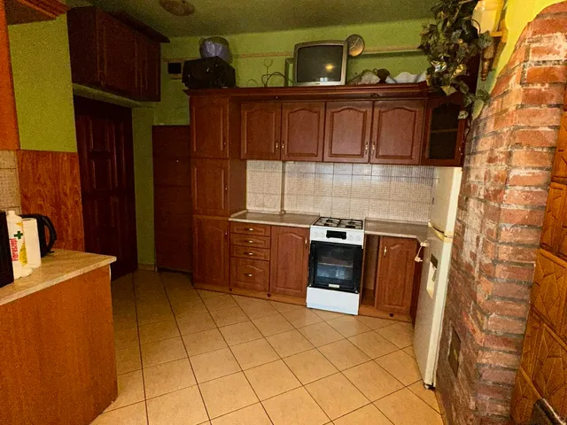 Eladó lakás Komló, Kenderföld 34 nm