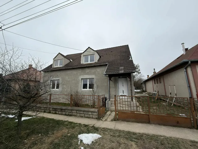 Eladó ház Magyarszék, Kossuth Lajos utca 205 nm