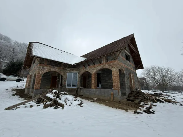 Eladó ház Magyarhertelend 264 nm