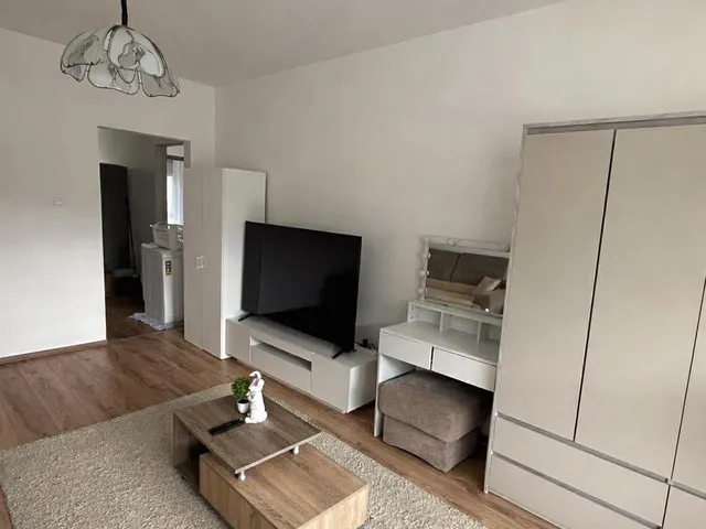 Eladó lakás Komló, Körtvélyes, Hegyhát utca  51 nm