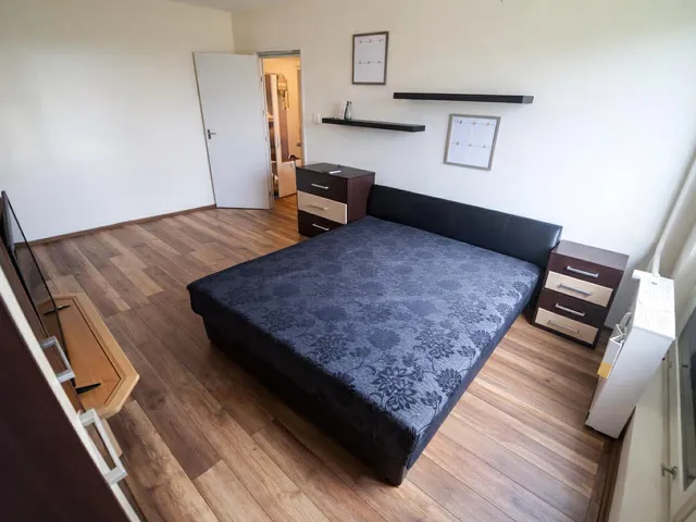 Eladó lakás Komló, Szilvás, Vértanúk utca 37 nm