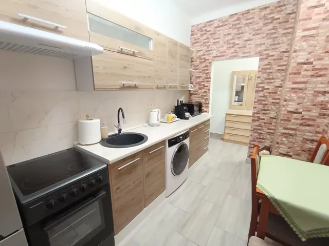 Eladó lakás Komló, Kökönyös, Kiss József utca 55 nm