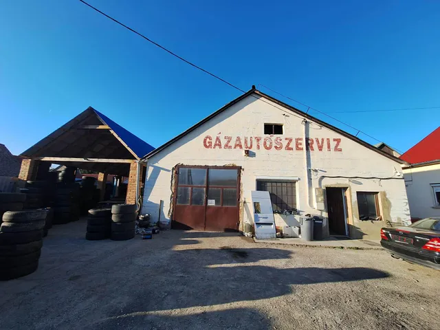 Eladó ház Sásd, Jókai Mór utca 200 nm