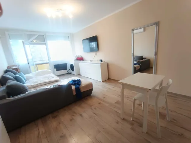 Eladó lakás Pécs, Kertváros 52 nm