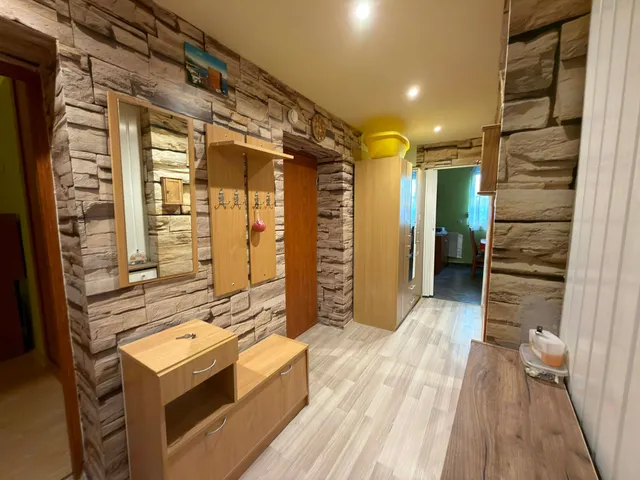 Eladó lakás Komló, Szilvás, Alkotmány utca 16. 78 nm