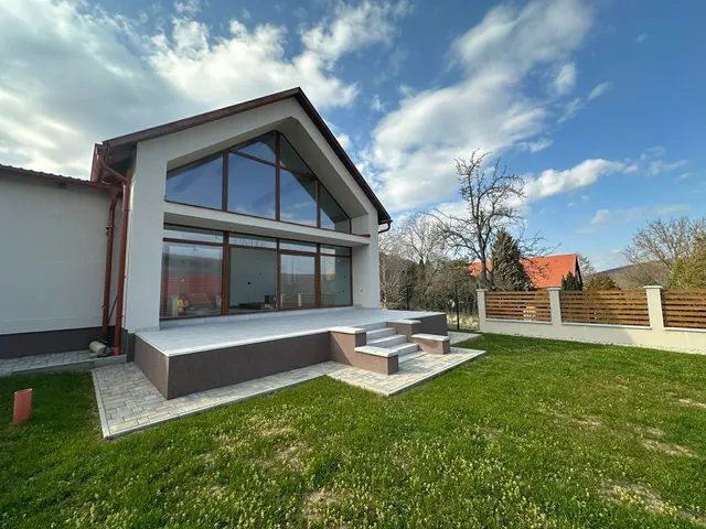 Eladó ház Orfű 123 nm