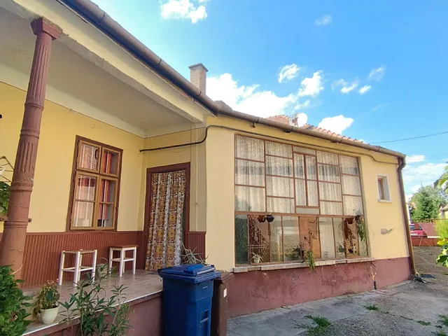 Eladó ház Véménd, Zrinyi Miklós utca 17. 154 nm