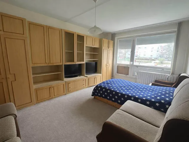 Eladó lakás Pécs, Kertváros, Maléter Pál út 57 nm