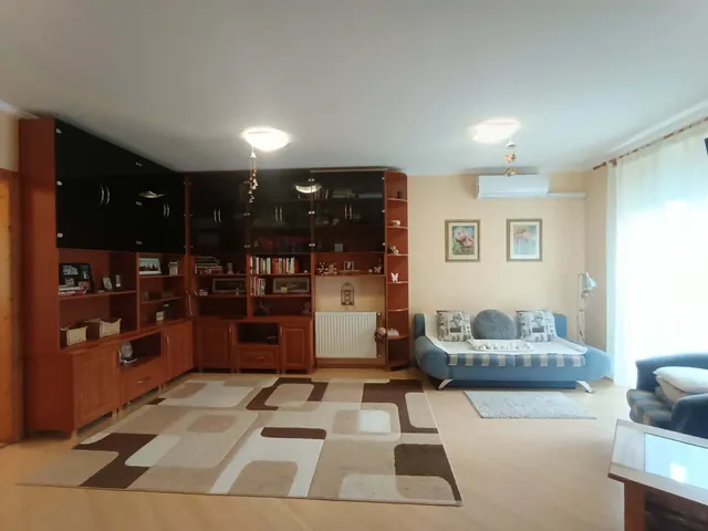 Eladó lakás Pécs, Meszes, Papkert utca 67 51 nm