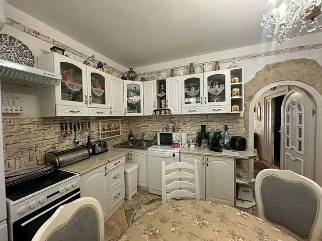 Eladó lakás Komló, Kossuth Lajos utca 70 52 nm