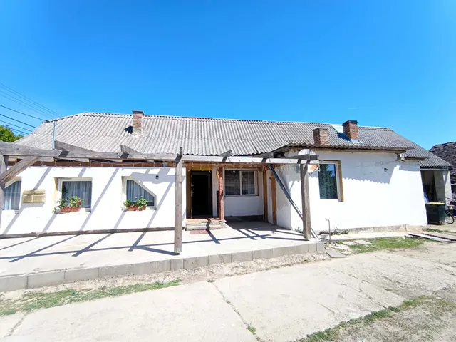 Eladó ház Kisharsány 98 nm