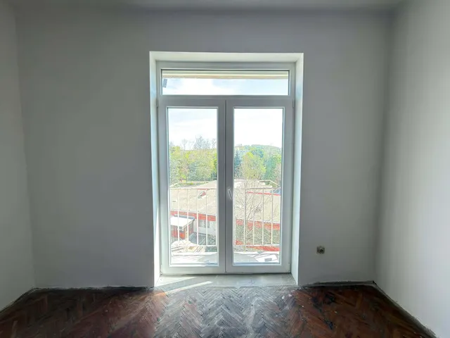 Eladó lakás Komló, Kenderföld, Kazinczy Ferenc utca 10. 31 nm