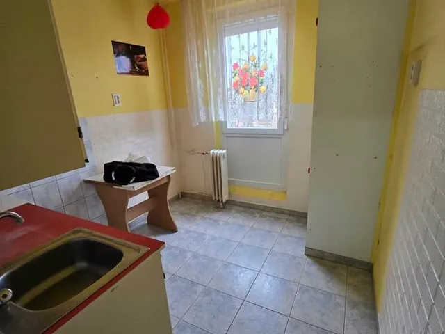 Eladó lakás Komló, Körtvélyes, Nagyszántó utca 69 nm