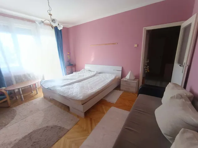 Kiadó lakás Komló, Kökönyös, Pécsi út 51. 40 nm
