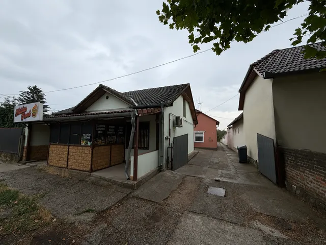Eladó ház Pécs, Budai városrész 200 nm