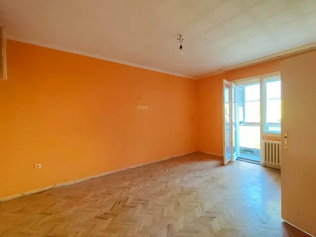 Eladó lakás Komló, Szilvás, Alkotmány utca 10. 40 nm