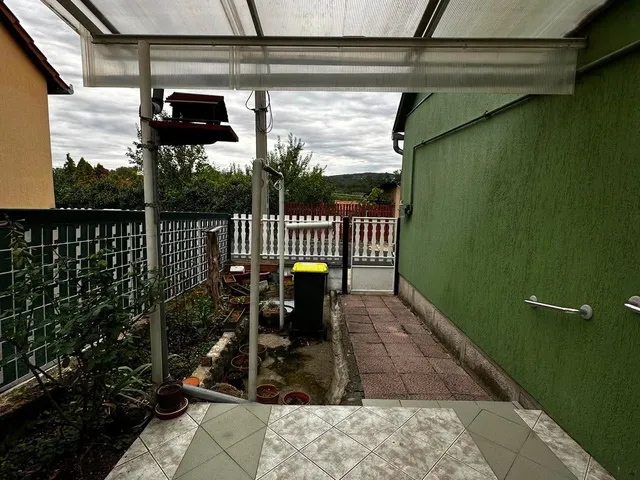 Eladó ház Komló, Újtelep, Nyár utca 12. 75 nm