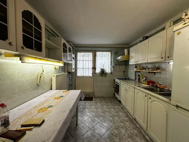 Eladó ház Komló, Újtelep, Nyár utca 12. 75 nm