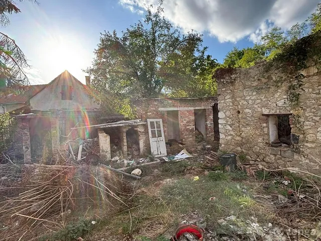 Eladó ház Komló, Mecsekjánosi, Fő utca 4. 120 nm