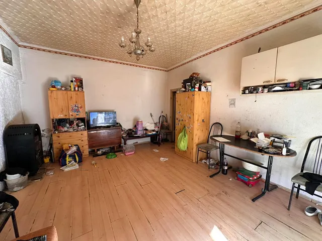 Eladó lakás Komló, Annaakna, Anna-akna 5. 52 nm