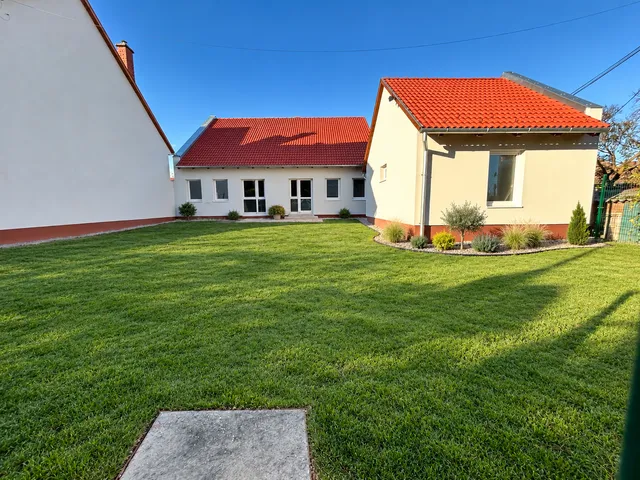 Eladó ház Szigetvár 125 nm