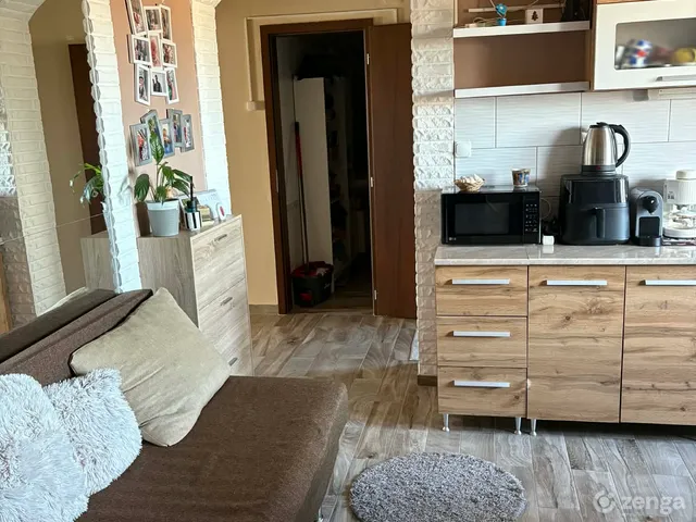 Eladó lakás Szolnok, Belváros 74 nm