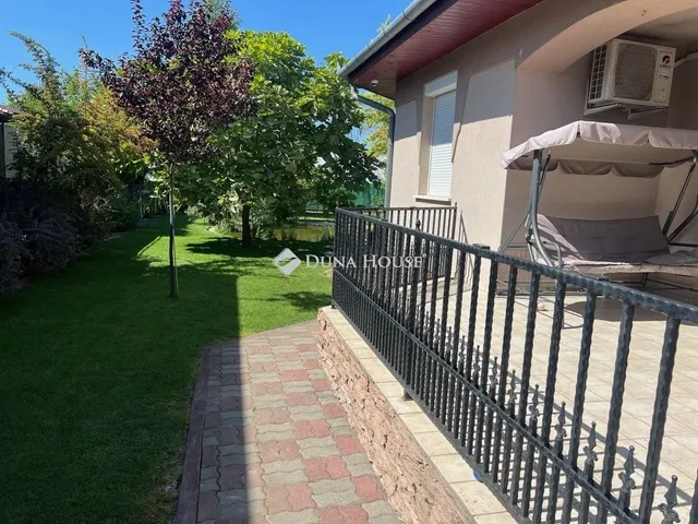 Eladó ház Dabas 212 nm