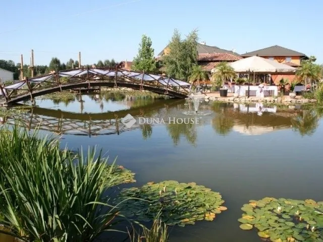 Eladó kereskedelmi és ipari ingatlan Inárcs 2025 nm