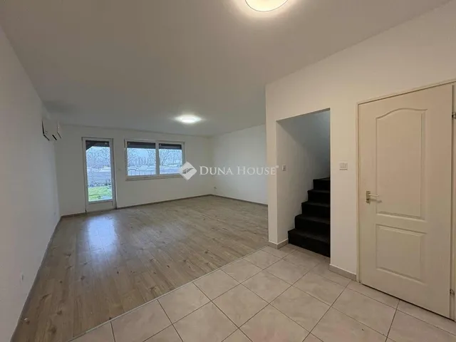 Eladó ház Újlengyel 140 nm