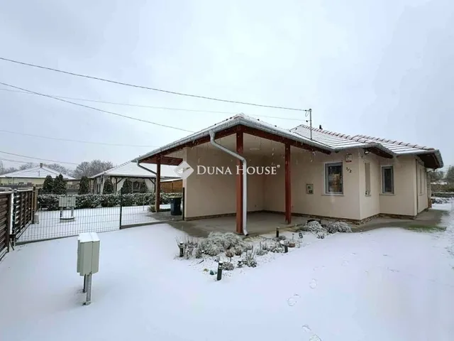 Eladó ház Ócsa 87 nm