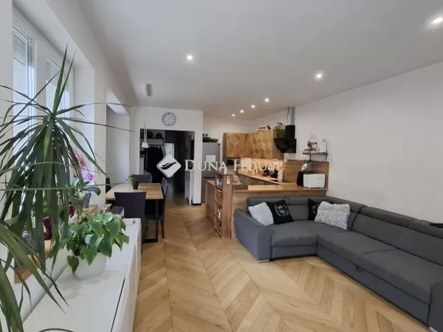 Eladó ház Ócsa 85 nm