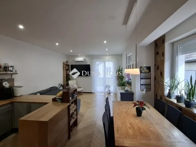 Eladó ház Ócsa 85 nm