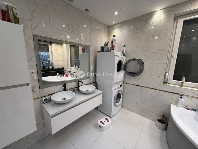 Eladó ház Üllő 89 nm