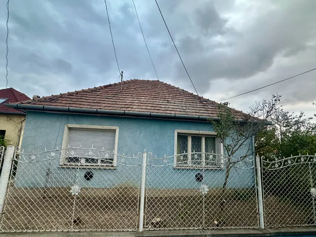 Eladó ház Nagytarcsa 100 nm