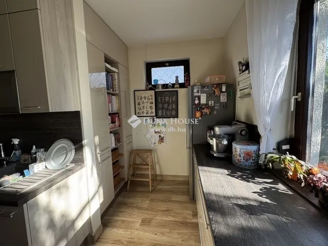 Eladó ház Budapest XVIII. kerület, Újpéteritelep 234 nm