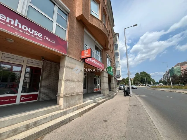 Eladó kereskedelmi és ipari ingatlan Budapest III. kerület, Óbuda 60 nm