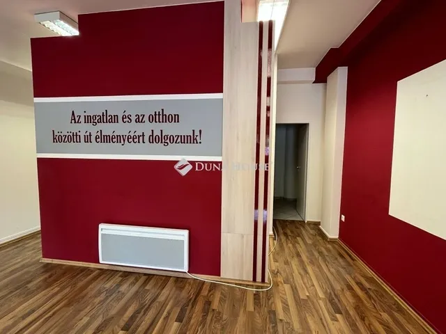 Eladó kereskedelmi és ipari ingatlan Budapest III. kerület, Óbuda 60 nm