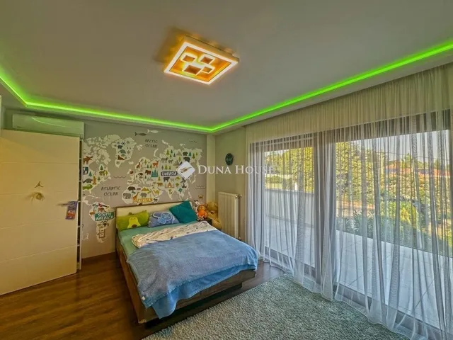 Eladó ház Szentendre 291 nm